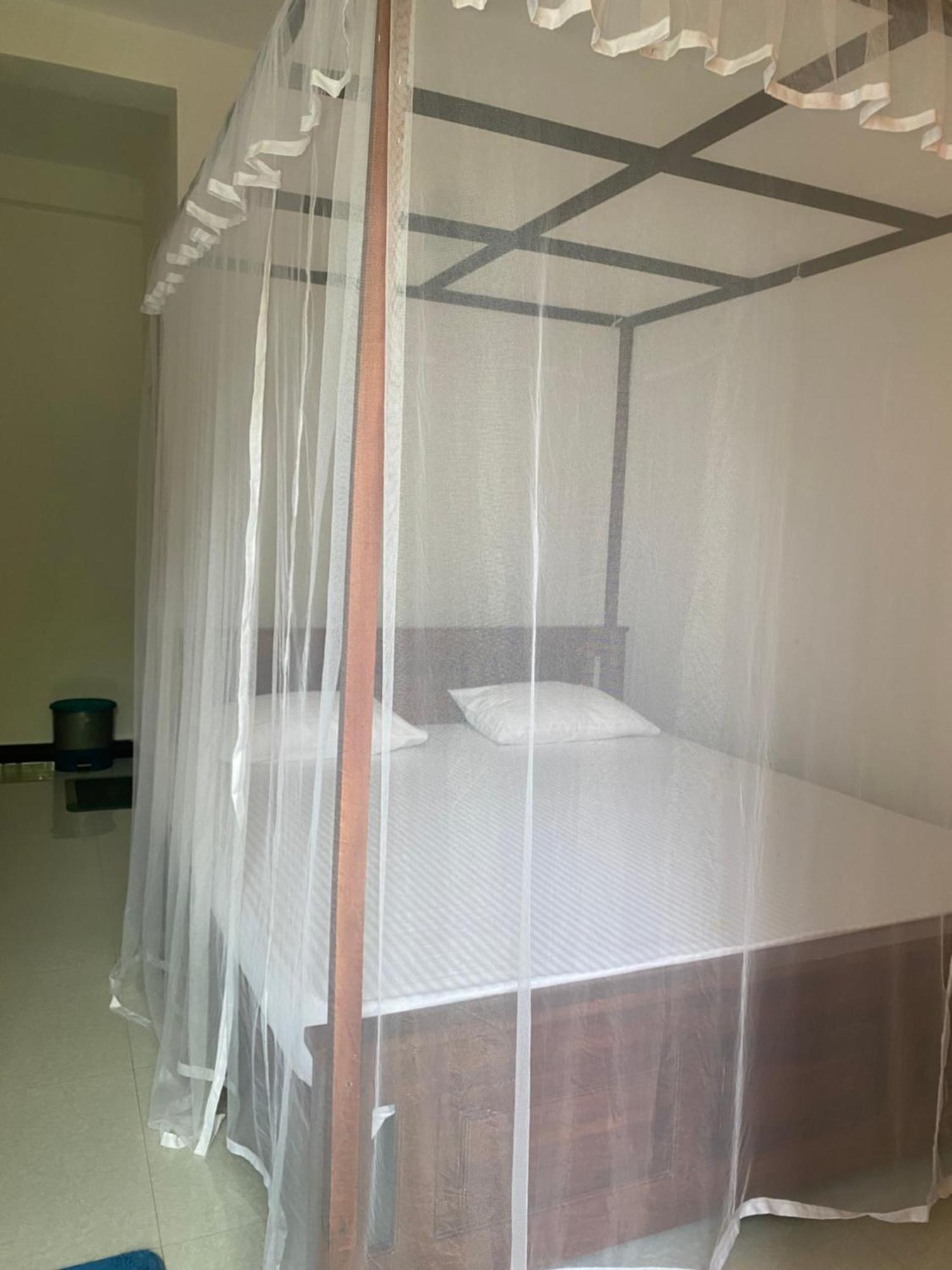 Talalla Ocean Beach Bungalow Матара Экстерьер фото